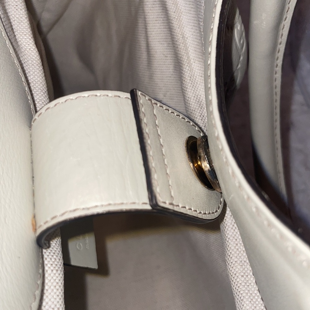 Gucci GG Guccissima Sukey Medium Leather Shoulder Tote Bag Purse in Cream - Picture 8 of 16
